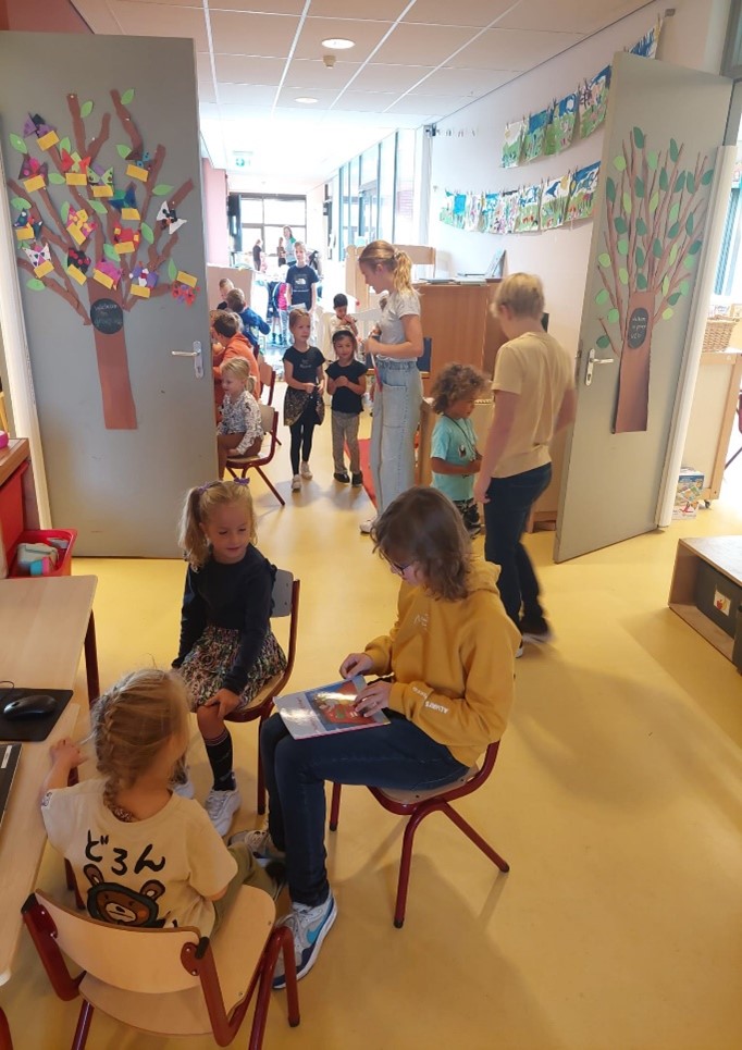 In de gang