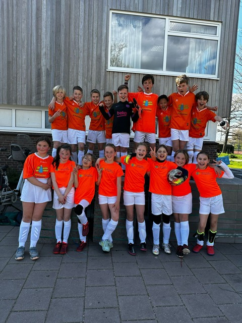 Voetbaljongens 2